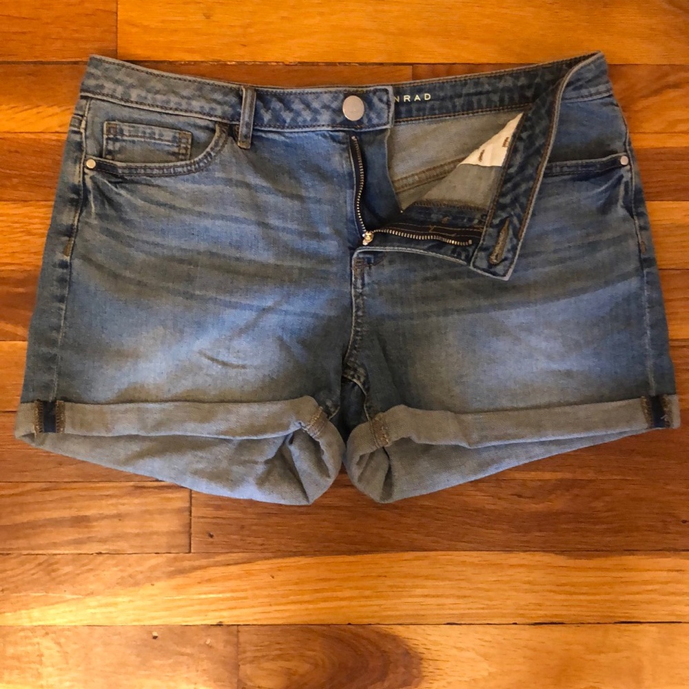Lauren Conrad Jean Shorts (Like New)